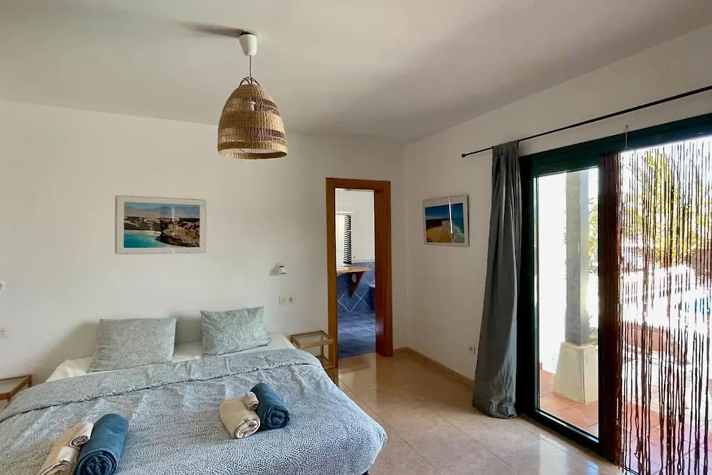 Villa Spacieuse Et Lumineuse Avec Piscine Chauffee لا أوليفا إسبانيا